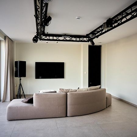 Kaoz Highstreet The Luxury Loft Appartement Hoogstraten Buitenkant foto