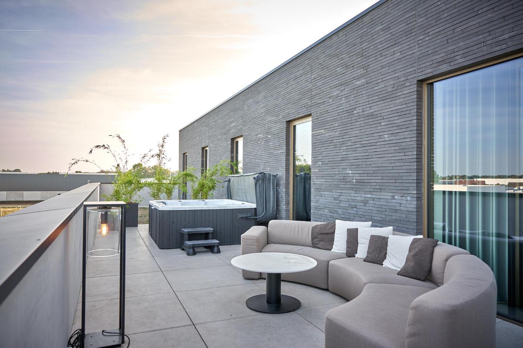 Kaoz Highstreet The Luxury Loft Appartement Hoogstraten Buitenkant foto